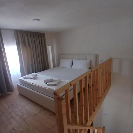 Vila Francesko Ksamil Esterno foto