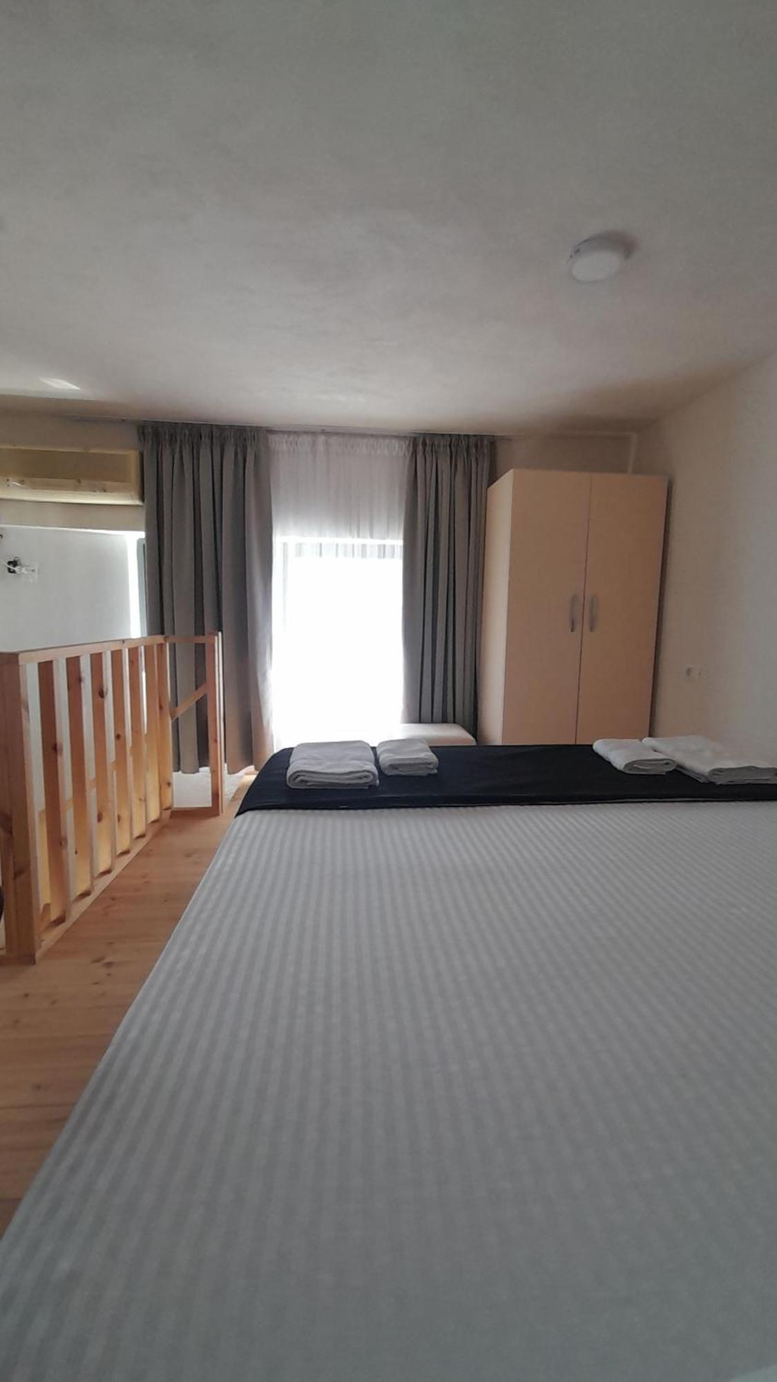 Vila Francesko Ksamil Esterno foto