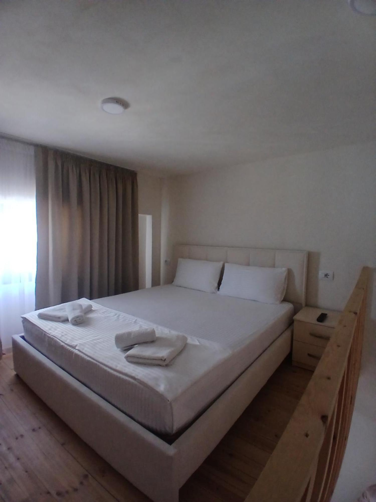 Vila Francesko Ksamil Esterno foto